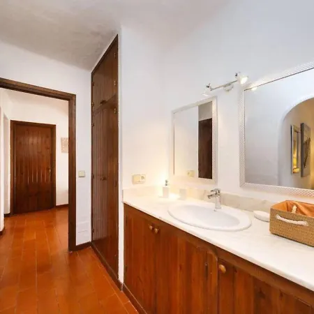 Bini Bella - Ideal For Families, Fenced Pool, Ac, Wifi, Binibeca